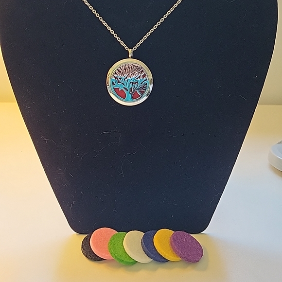 Tree of Life Aromatherapy Necklace - Silver with Multicolor Pads - Picture 1 of 5